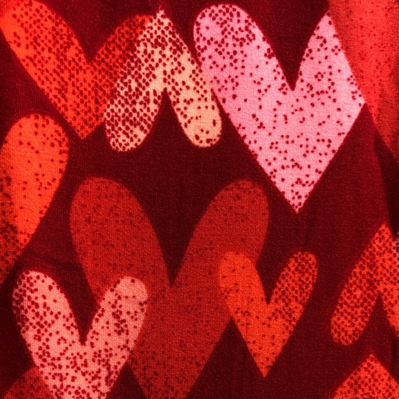 Lularoe legging tall and curvy NWOT hearts - Picture 1 of 3